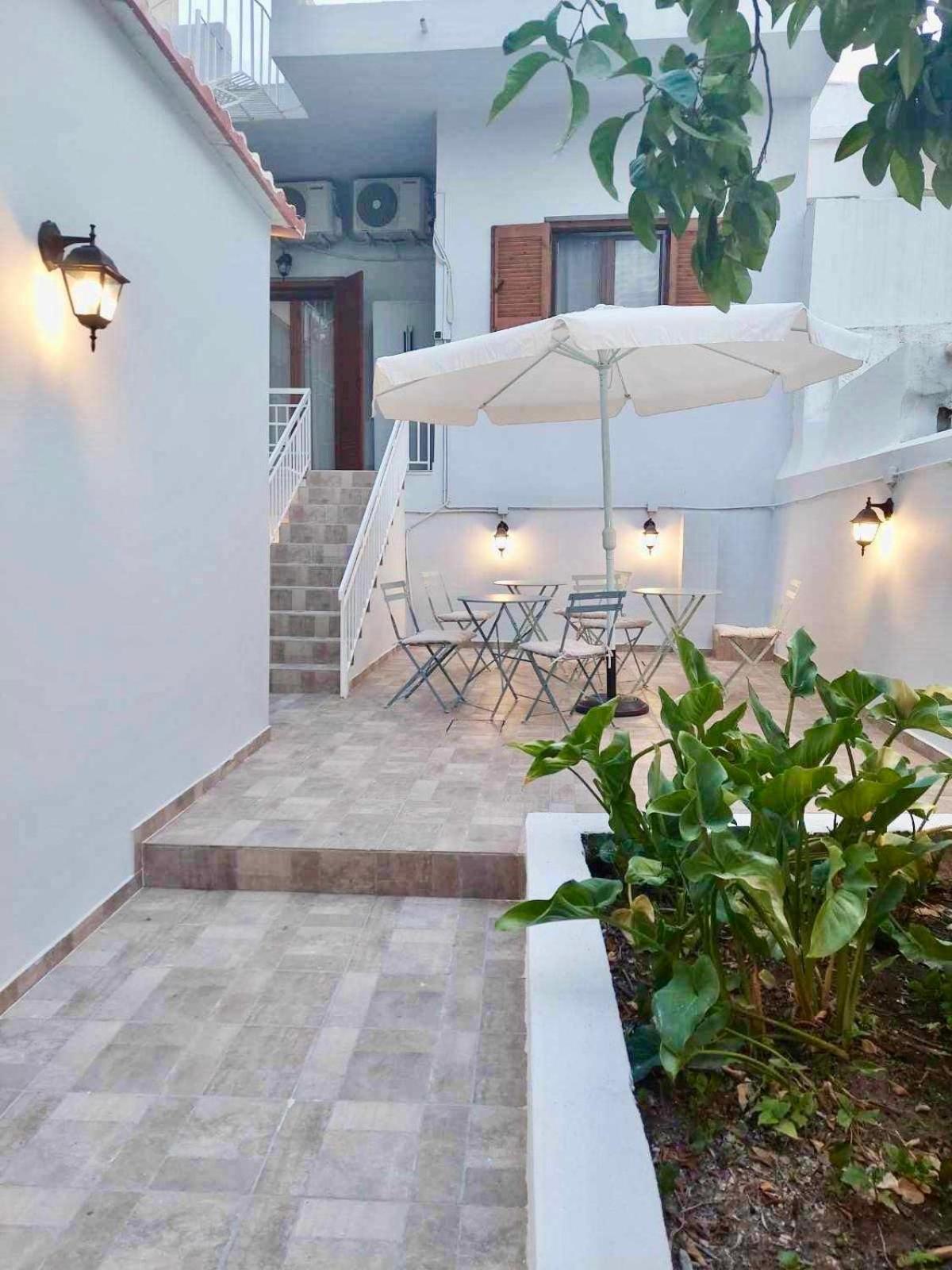 Utopia Suites Aegina Экстерьер фото
